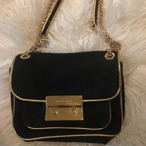 Black and Gold Michael Kors Purse